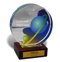 Приз из стекла для турнира по гольфу
